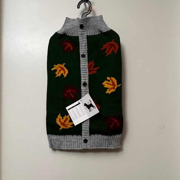 Bailey & Bella. Warm sweater for pet.   "NEW" - Picture 1 of 5